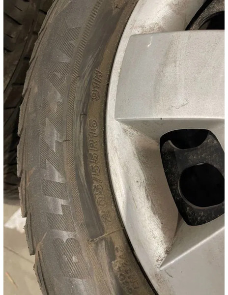 Bridgestone *Mercedes deksels met banden*205/55R16 - Шины и диски для Легковых автомобилей: фото 4 Bridgestone *Mercedes deksels met banden*205/55R16 - Шины и диски для Легковых автомобилей: фото 4