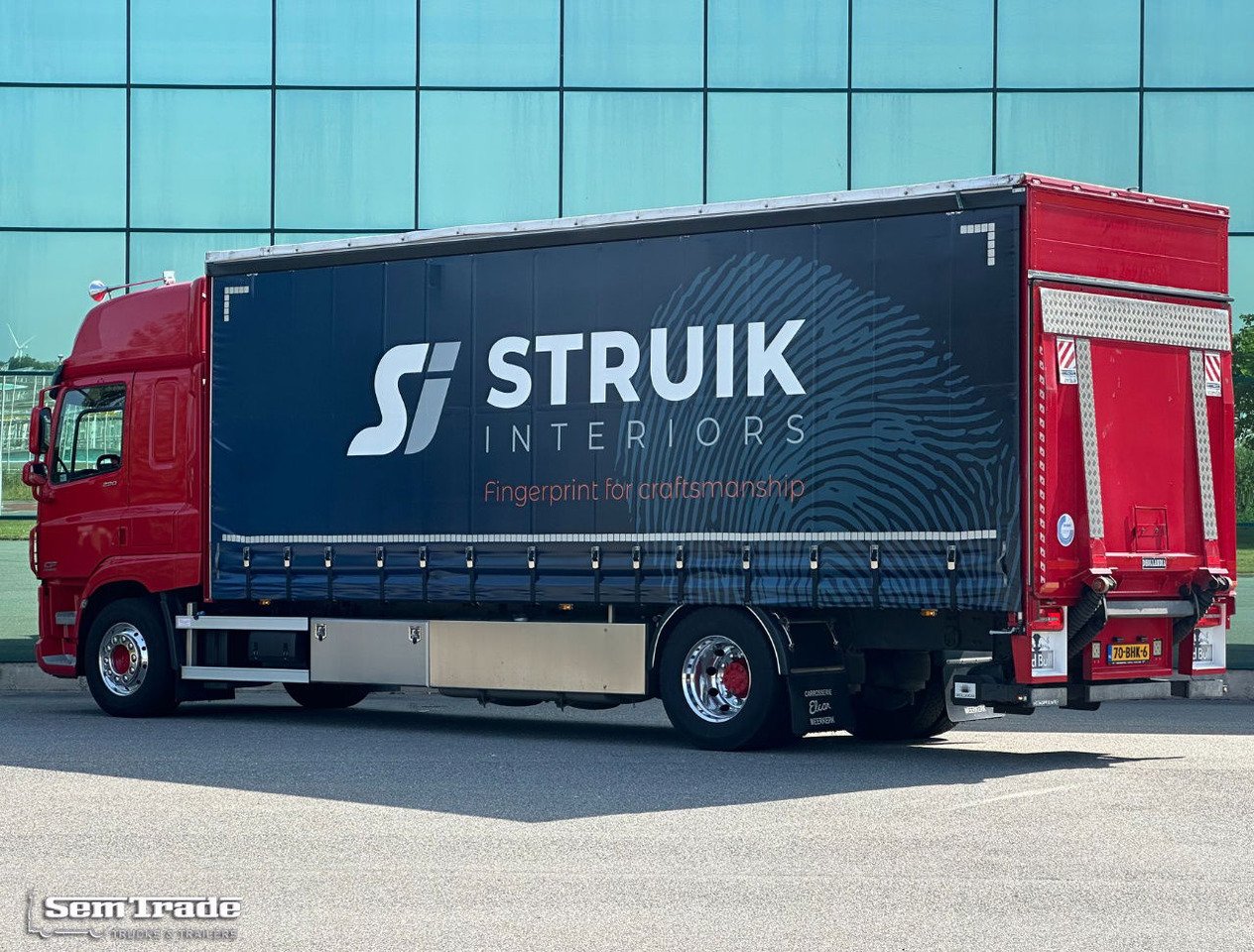DAF CF 290 FA Space CAB Hardhouten Vloer 2500 KG Klep Nieuw Staat - Грузовик с закрытым кузовом: фото 3 DAF CF 290 FA Space CAB Hardhouten Vloer 2500 KG Klep Nieuw Staat - Грузовик с закрытым кузовом: фото 3
