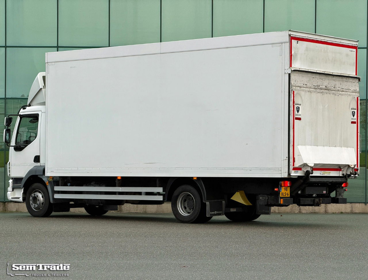 DAF LF 55.250 Euro 5 Schuster BOX 720x250x280 CM Inside Airco Tail Lift - Грузовик с закрытым кузовом: фото 3 DAF LF 55.250 Euro 5 Schuster BOX 720x250x280 CM Inside Airco Tail Lift - Грузовик с закрытым кузовом: фото 3
