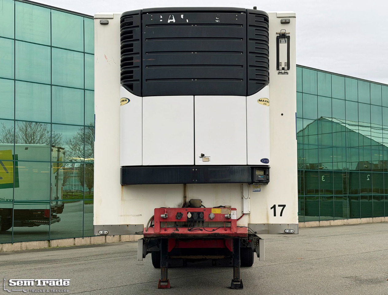 Полуприцеп-рефрижератор Renders VÉDÉCAR Carrier Maxima 1300 2X Steering Axle Tail Lift Belgium-Trailer: фото 7 Полуприцеп-рефрижератор Renders VÉDÉCAR Carrier Maxima 1300 2X Steering Axle Tail Lift Belgium-Trailer: фото 7