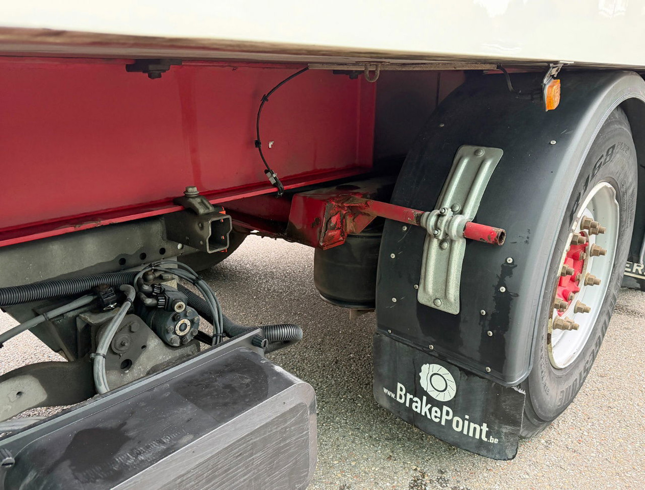 Полуприцеп-рефрижератор Renders VÉDÉCAR Carrier Maxima 1300 2X Steering Axle Tail Lift Belgium-Trailer: фото 13 Полуприцеп-рефрижератор Renders VÉDÉCAR Carrier Maxima 1300 2X Steering Axle Tail Lift Belgium-Trailer: фото 13