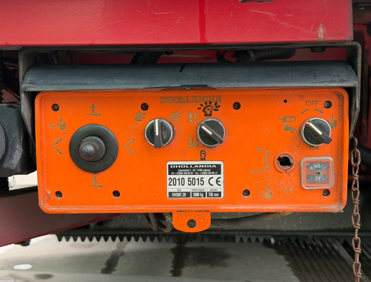 Полуприцеп-рефрижератор Renders VÉDÉCAR Carrier Maxima 1300 2X Steering Axle Tail Lift Belgium-Trailer: фото 14 Полуприцеп-рефрижератор Renders VÉDÉCAR Carrier Maxima 1300 2X Steering Axle Tail Lift Belgium-Trailer: фото 14