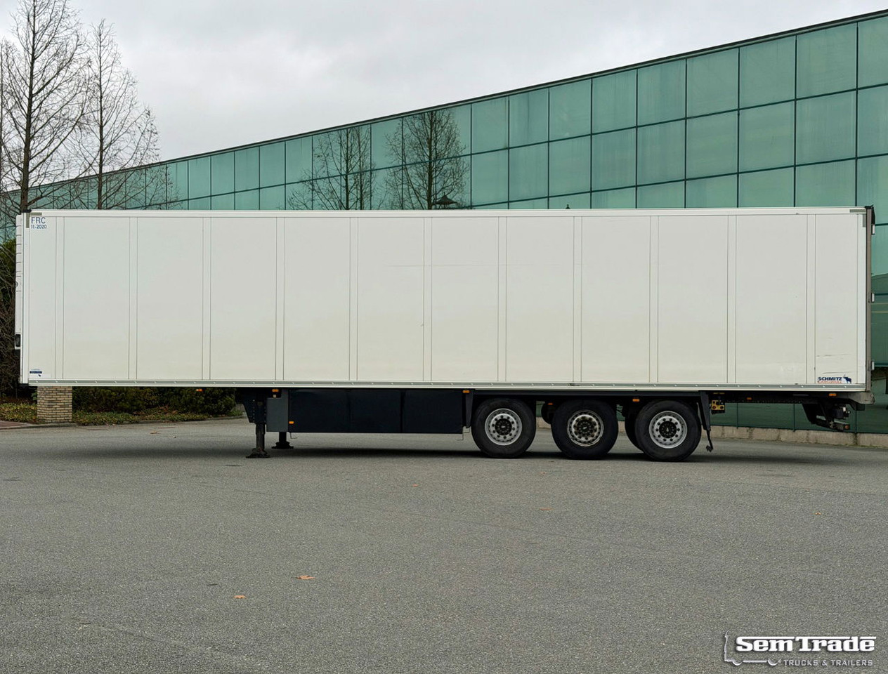Schmitz Cargobull SCBS3B Carrier Vector 1550 With 5210 Engine Hours Disc Brakes Belgium-Trailer - Полуприцеп-рефрижератор: фото 2 Schmitz Cargobull SCBS3B Carrier Vector 1550 With 5210 Engine Hours Disc Brakes Belgium-Trailer - Полуприцеп-рефрижератор: фото 2