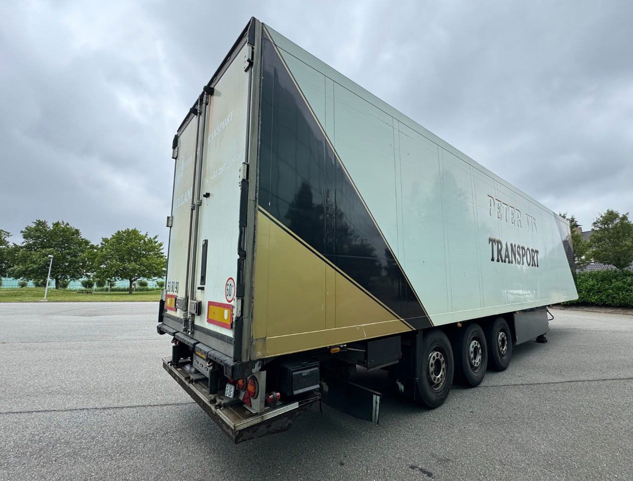 Schmitz Cargobull SKO24 Thermo King SL200e Only 8.900 Hours 270 CM High 250 CM Wide Disc Brakes Lift Axle NL Trailer - Полуприцеп-рефрижератор: фото 5 Schmitz Cargobull SKO24 Thermo King SL200e Only 8.900 Hours 270 CM High 250 CM Wide Disc Brakes Lift Axle NL Trailer - Полуприцеп-рефрижератор: фото 5