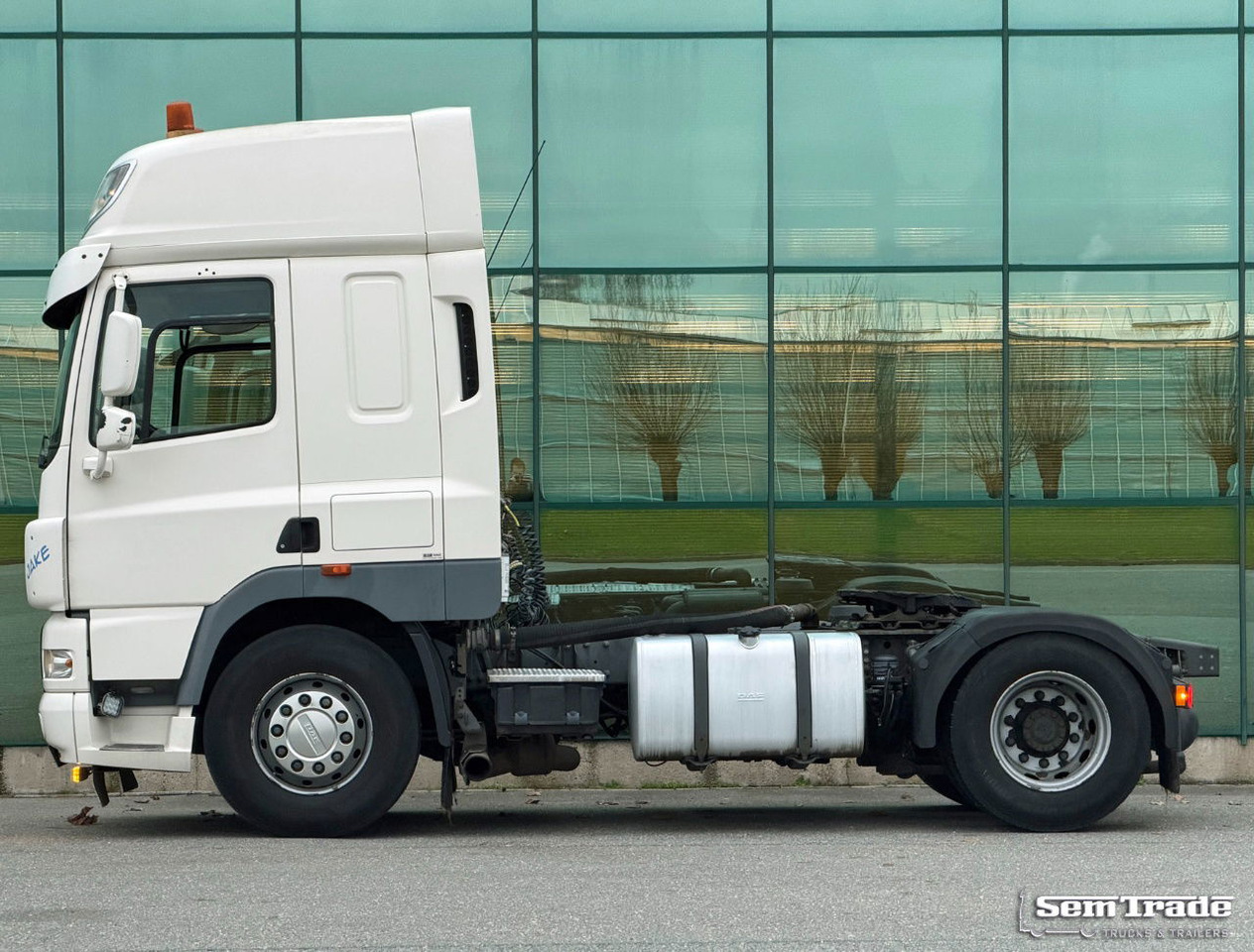 DAF CF 85.360 Euro 5 FT Space CAB Holland-Truck - Тягач: фото 2 DAF CF 85.360 Euro 5 FT Space CAB Holland-Truck - Тягач: фото 2