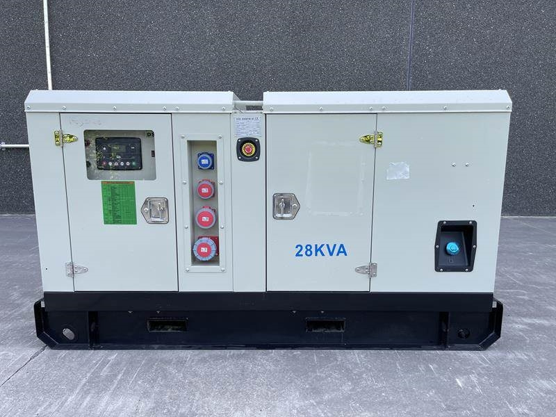 Cummins 28 kVA - Электрогенератор: фото 1 Cummins 28 kVA - Электрогенератор: фото 1