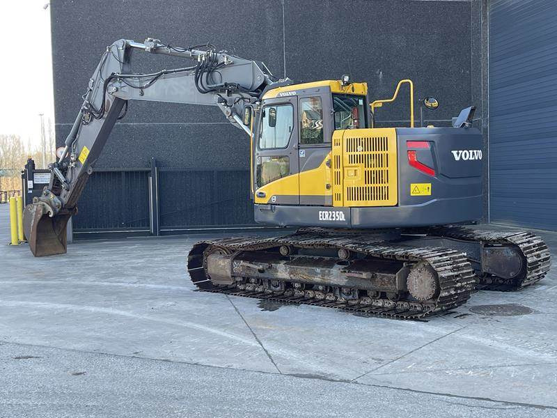 Volvo ECR 235 DL - Гусеничный экскаватор: фото 2 Volvo ECR 235 DL - Гусеничный экскаватор: фото 2