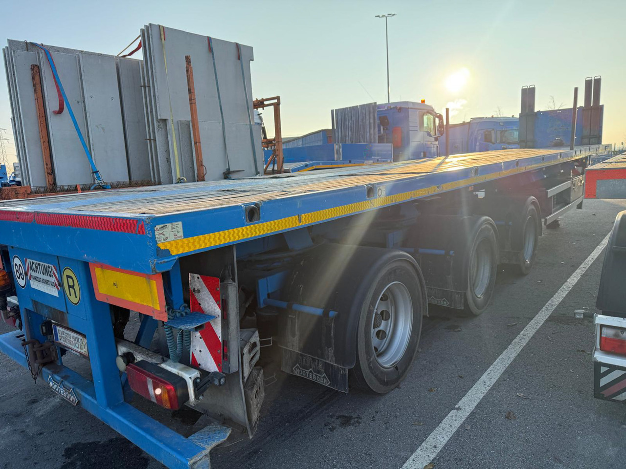 NOOTEBOOM OVB-55-03V - Низкорамный полуприцеп: фото 2 NOOTEBOOM OVB-55-03V - Низкорамный полуприцеп: фото 2