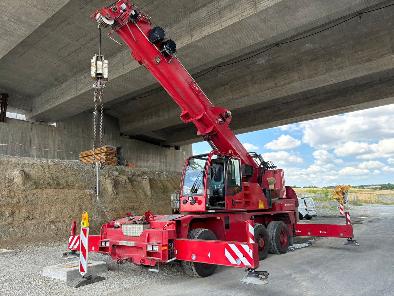 TEREX DEMAG AC 40 City - 1 - Мобильный кран: фото 1 TEREX DEMAG AC 40 City - 1 - Мобильный кран: фото 1