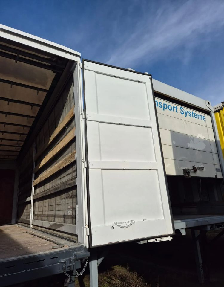 Тентованный кузов Krone: фото 10 Тентованный кузов Krone: фото 10