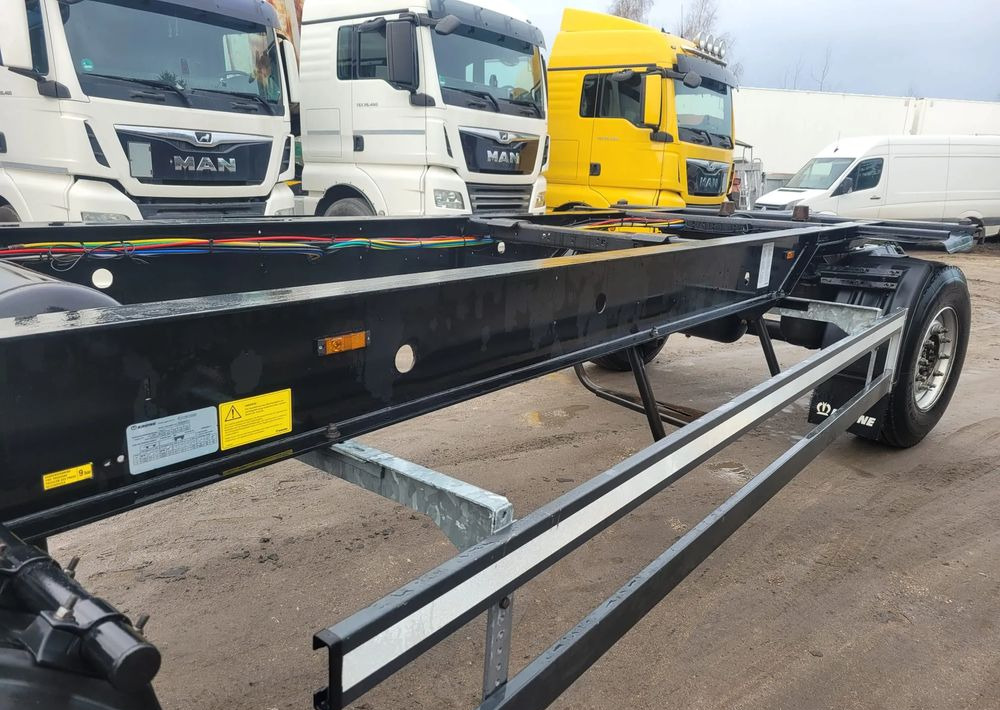 Krone Przyczepa BDF - Прицеп-контейнеровоз/ Сменный кузов: фото 2 Krone Przyczepa BDF - Прицеп-контейнеровоз/ Сменный кузов: фото 2