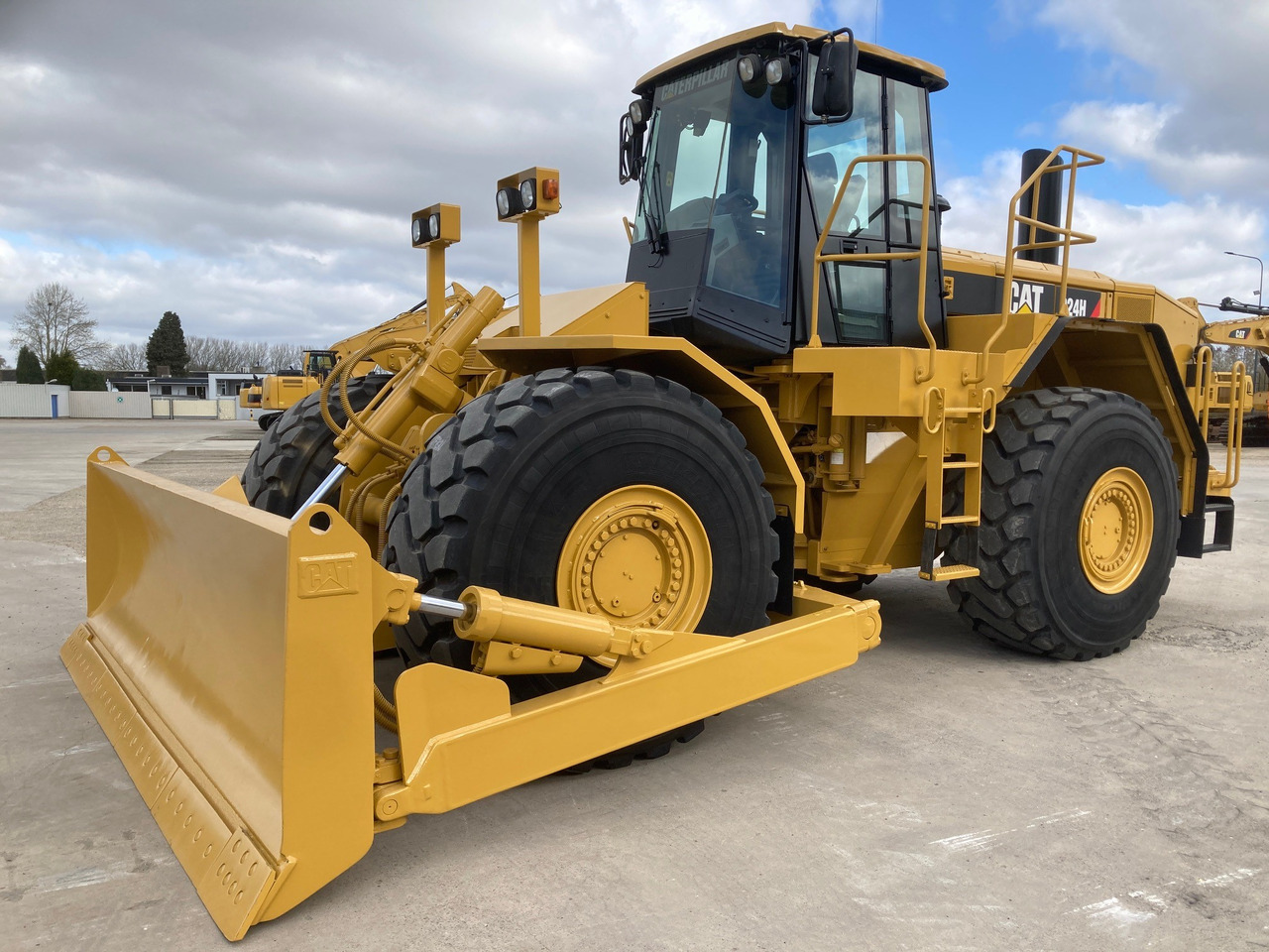 CATERPILLAR 824H - Бульдозер: фото 3 CATERPILLAR 824H - Бульдозер: фото 3
