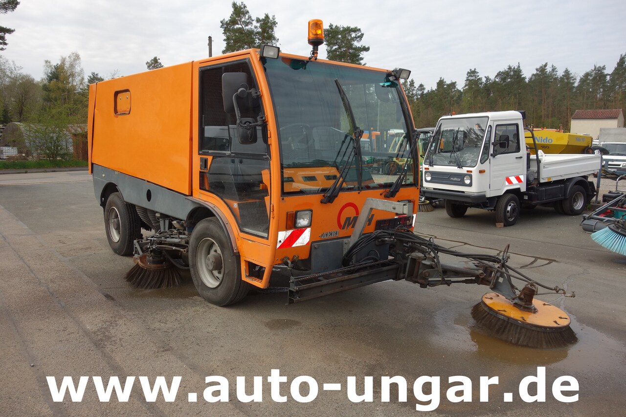 Aebi Schmidt MFH 5000 Kehrmaschine 4-Rad Lenkung Wildkrautbesen - Подметально-уборочная машина: фото 3 Aebi Schmidt MFH 5000 Kehrmaschine 4-Rad Lenkung Wildkrautbesen - Подметально-уборочная машина: фото 3