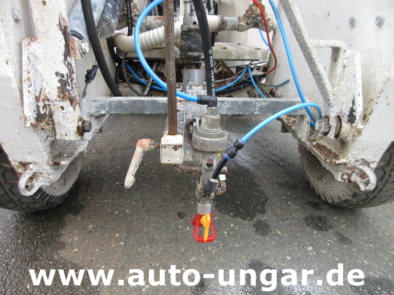 Euroliners Trassar 131 Airless Roadmarking Machine Straßenmarkierung Graco - Асфальтоукладочная техника: фото 3 Euroliners Trassar 131 Airless Roadmarking Machine Straßenmarkierung Graco - Асфальтоукладочная техника: фото 3