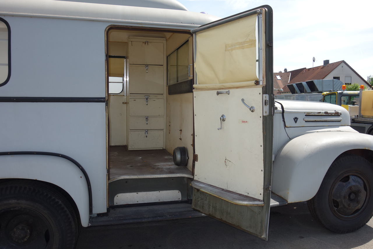 Машина скорой помощи FORD Ford FK 3500 V8 mit H-Kennzeichen Oldtimer: фото 25