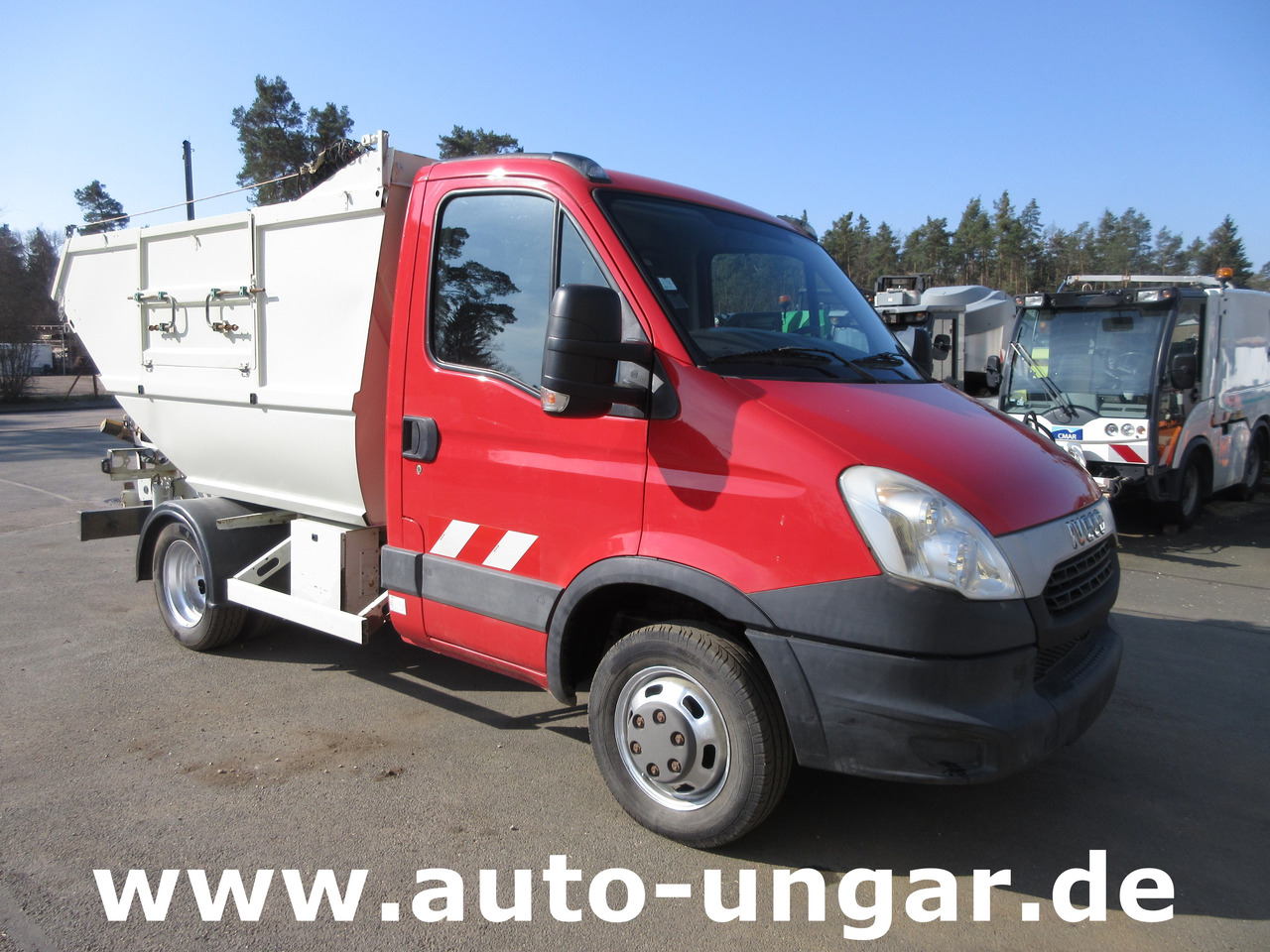 Iveco 35C13 TECNO URBIS 6 Müllwagen 3.500kg Micro BOM Mini Garbage Truck - Мусоровоз: фото 1 Iveco 35C13 TECNO URBIS 6 Müllwagen 3.500kg Micro BOM Mini Garbage Truck - Мусоровоз: фото 1