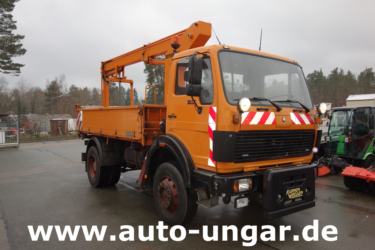 MERCEDES-BENZ Mercedes 1617 AK 4x4 Kipper Ruthmann K 115 Steiger Arbeitsbühne Kommunalfahrzeug - Самосвал: фото 1 MERCEDES-BENZ Mercedes 1617 AK 4x4 Kipper Ruthmann K 115 Steiger Arbeitsbühne Kommunalfahrzeug - Самосвал: фото 1