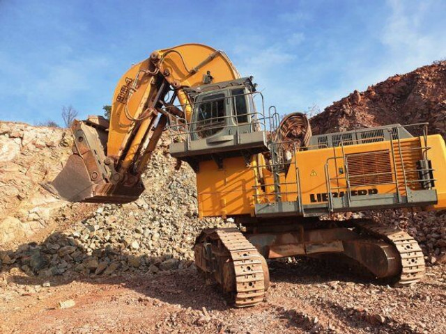 Liebherr R 984C HD (125t) - Гусеничный экскаватор: фото 1 Liebherr R 984C HD (125t) - Гусеничный экскаватор: фото 1