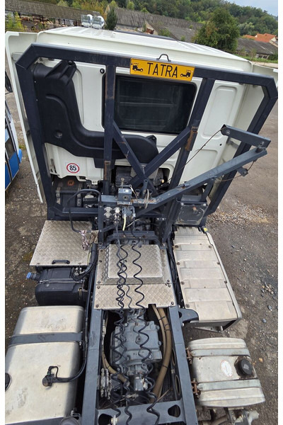 Tatra 6x6 hydr. 75/48t Phoenix 158/DAF (TRACTOR docs/kfz!) - Тягач: фото 4 Tatra 6x6 hydr. 75/48t Phoenix 158/DAF (TRACTOR docs/kfz!) - Тягач: фото 4