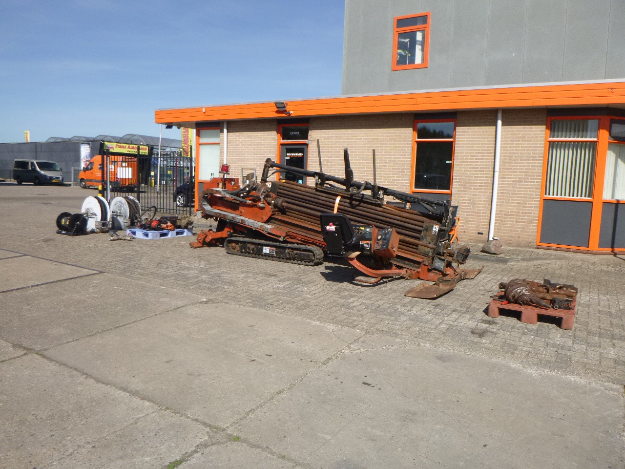 DITCH WITCH JT3510 - Техника для горизонтального бурения: фото 1 DITCH WITCH JT3510 - Техника для горизонтального бурения: фото 1