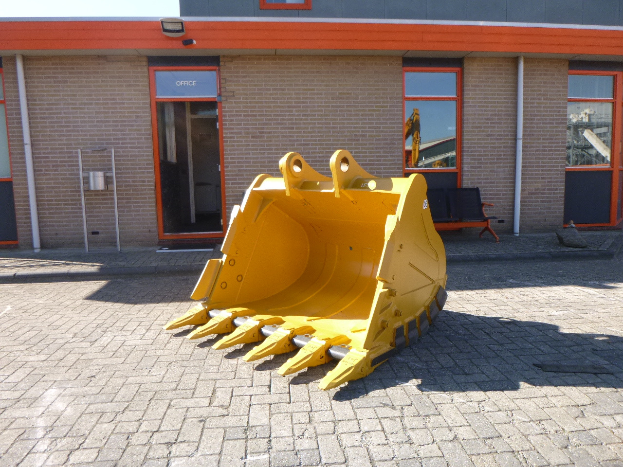 ELEPHANT CAT 330/CAT 336/CAT 340 - Ковш для экскаватора для Гусеничных экскаваторов: фото 1 ELEPHANT CAT 330/CAT 336/CAT 340 - Ковш для экскаватора для Гусеничных экскаваторов: фото 1