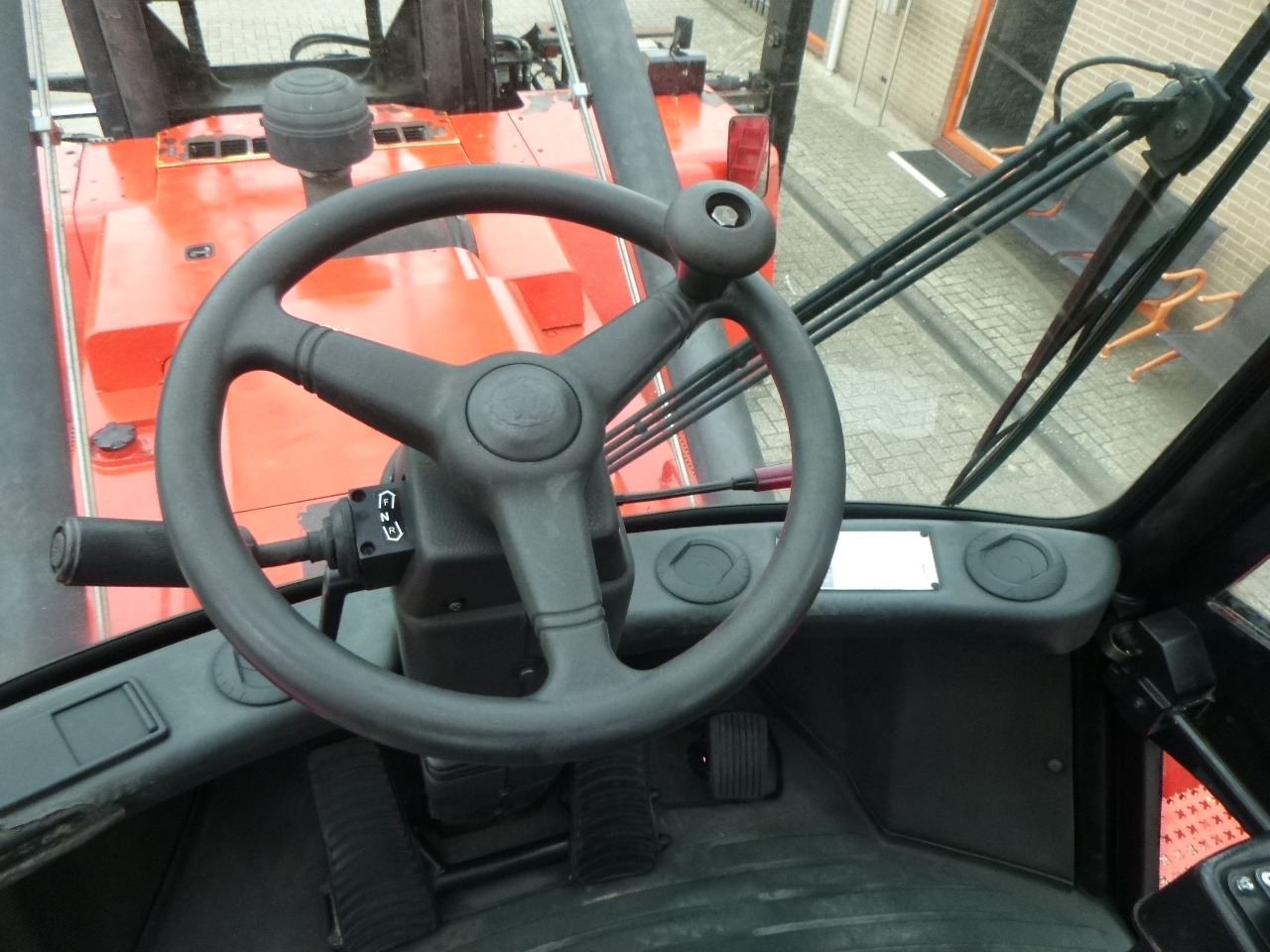 Контейнерный погрузчик HYSTER H22.00XM-12EC: фото 23 Контейнерный погрузчик HYSTER H22.00XM-12EC: фото 23