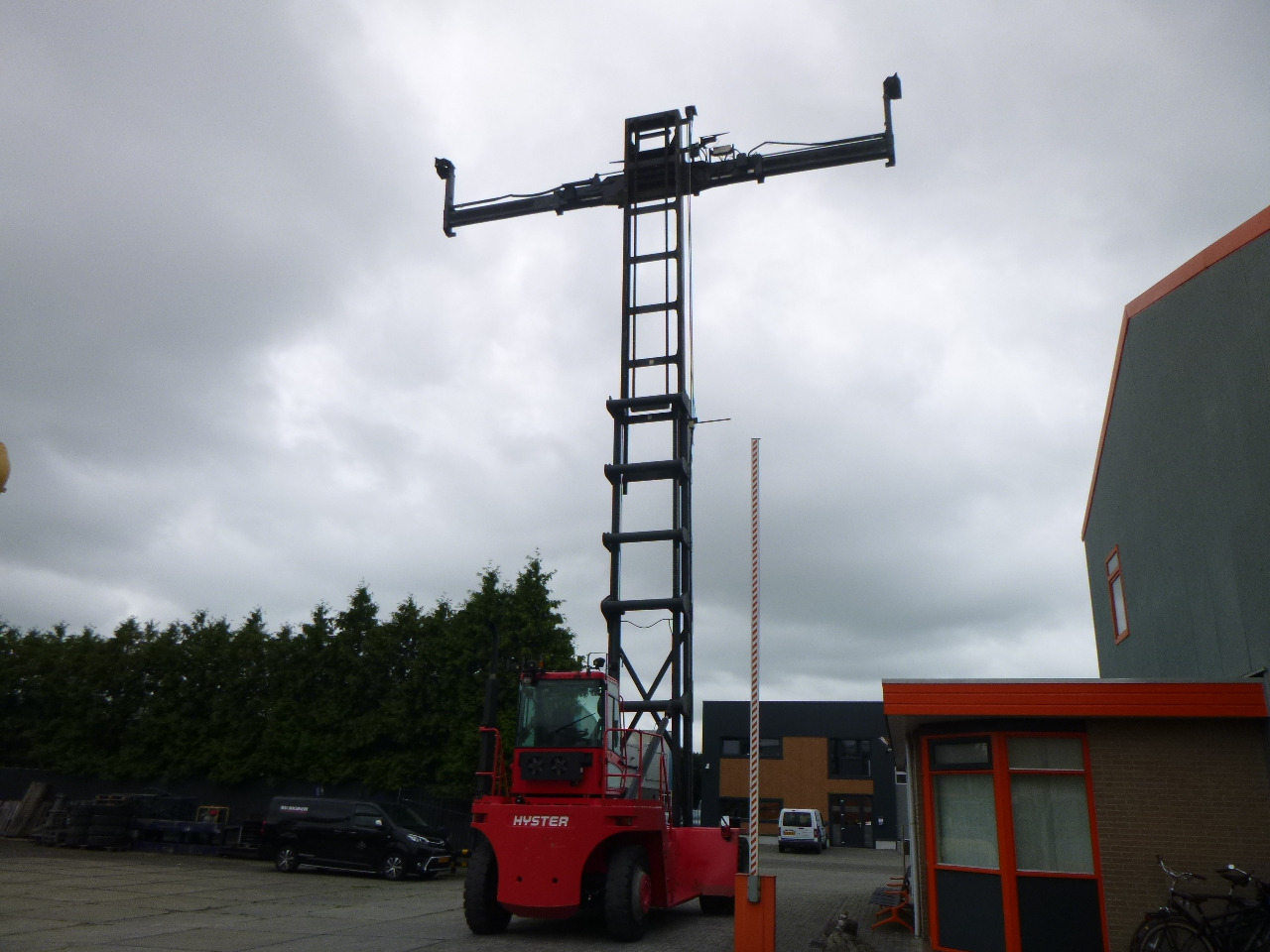 Контейнерный погрузчик HYSTER H22.00XM-12EC: фото 39 Контейнерный погрузчик HYSTER H22.00XM-12EC: фото 39