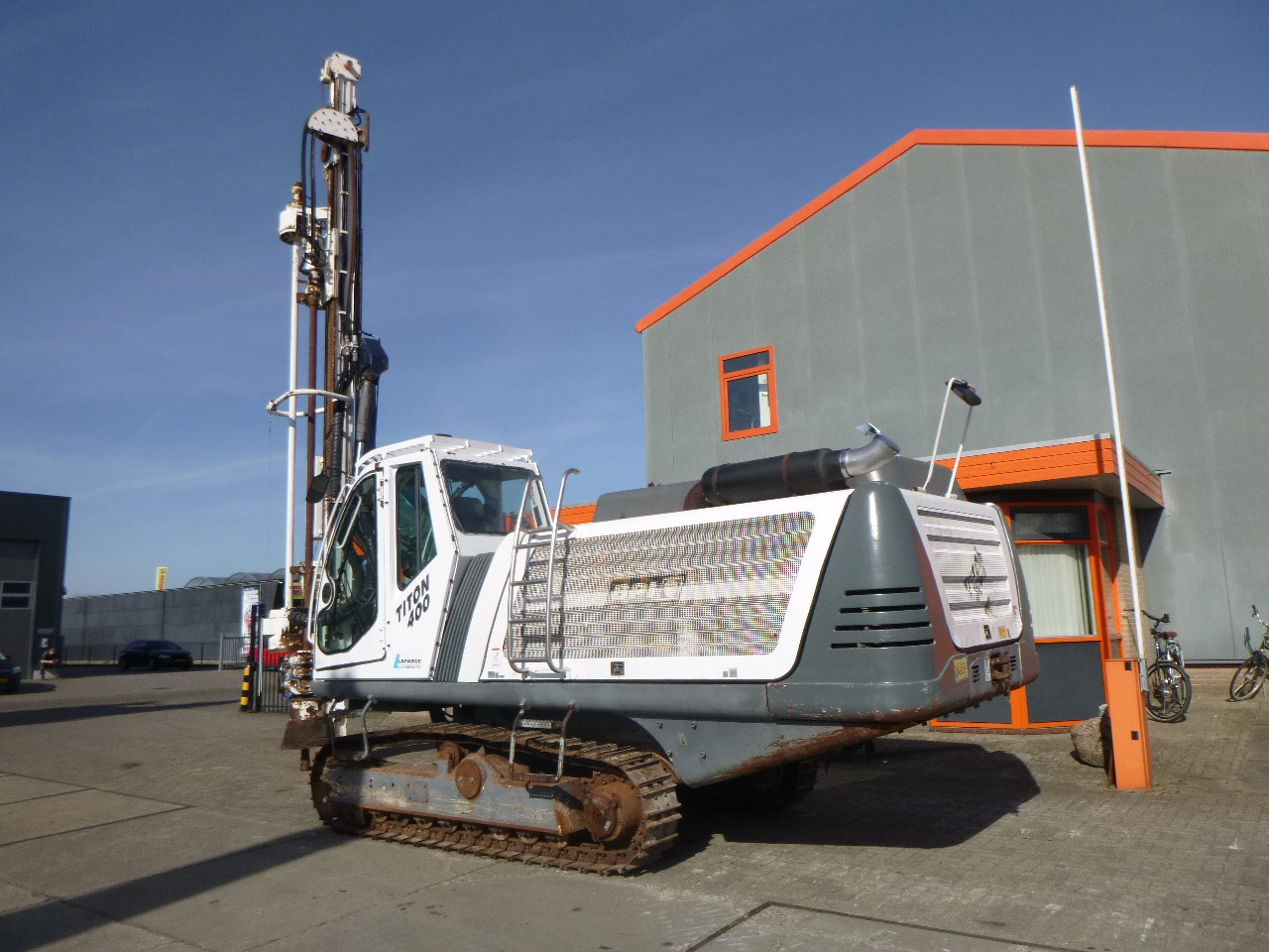 SANDVIK TITON 400 - Буровая машина: фото 2 SANDVIK TITON 400 - Буровая машина: фото 2