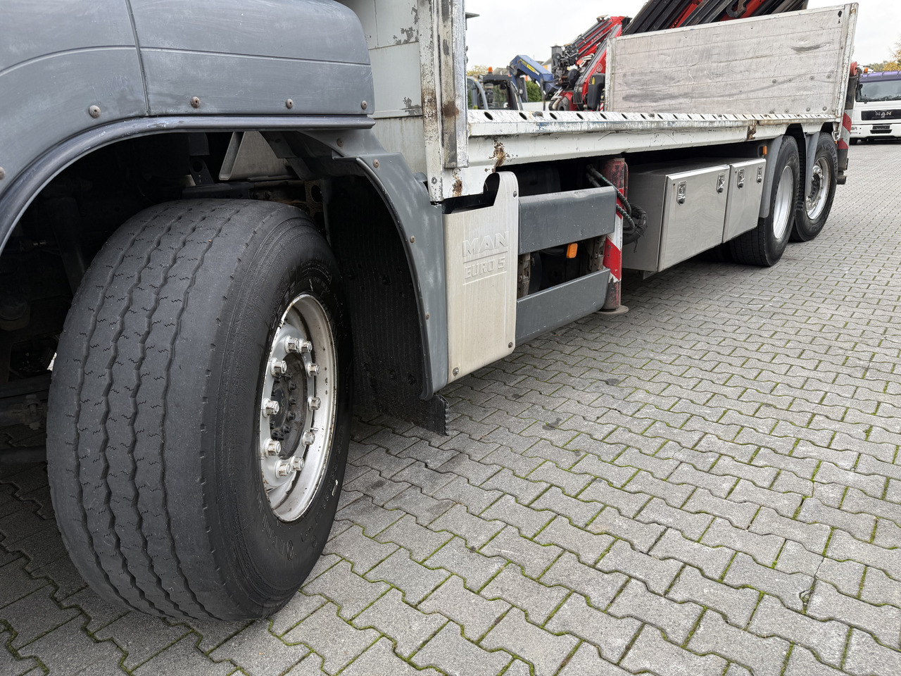 Грузовик бортовой/ Платформа, Автоманипулятор MAN TGS 26.360 6X2 Palfinger 27002 bis 26.5 Meter: фото 15 Грузовик бортовой/ Платформа, Автоманипулятор MAN TGS 26.360 6X2 Palfinger 27002 bis 26.5 Meter: фото 15