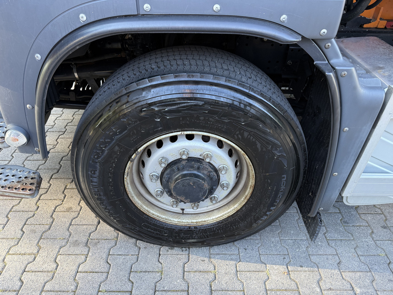 MAN TGS 28.400 6X4H-4 BL - Самосвал, Автоманипулятор: фото 4 MAN TGS 28.400 6X4H-4 BL - Самосвал, Автоманипулятор: фото 4