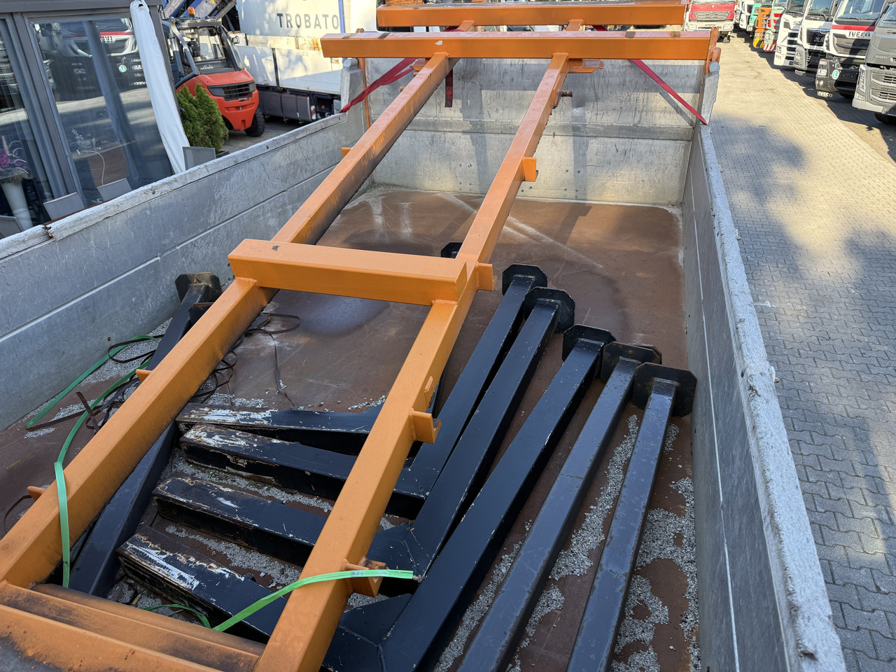 MAN TGS 28.400 6X4H-4 BL - Самосвал, Автоманипулятор: фото 2 MAN TGS 28.400 6X4H-4 BL - Самосвал, Автоманипулятор: фото 2