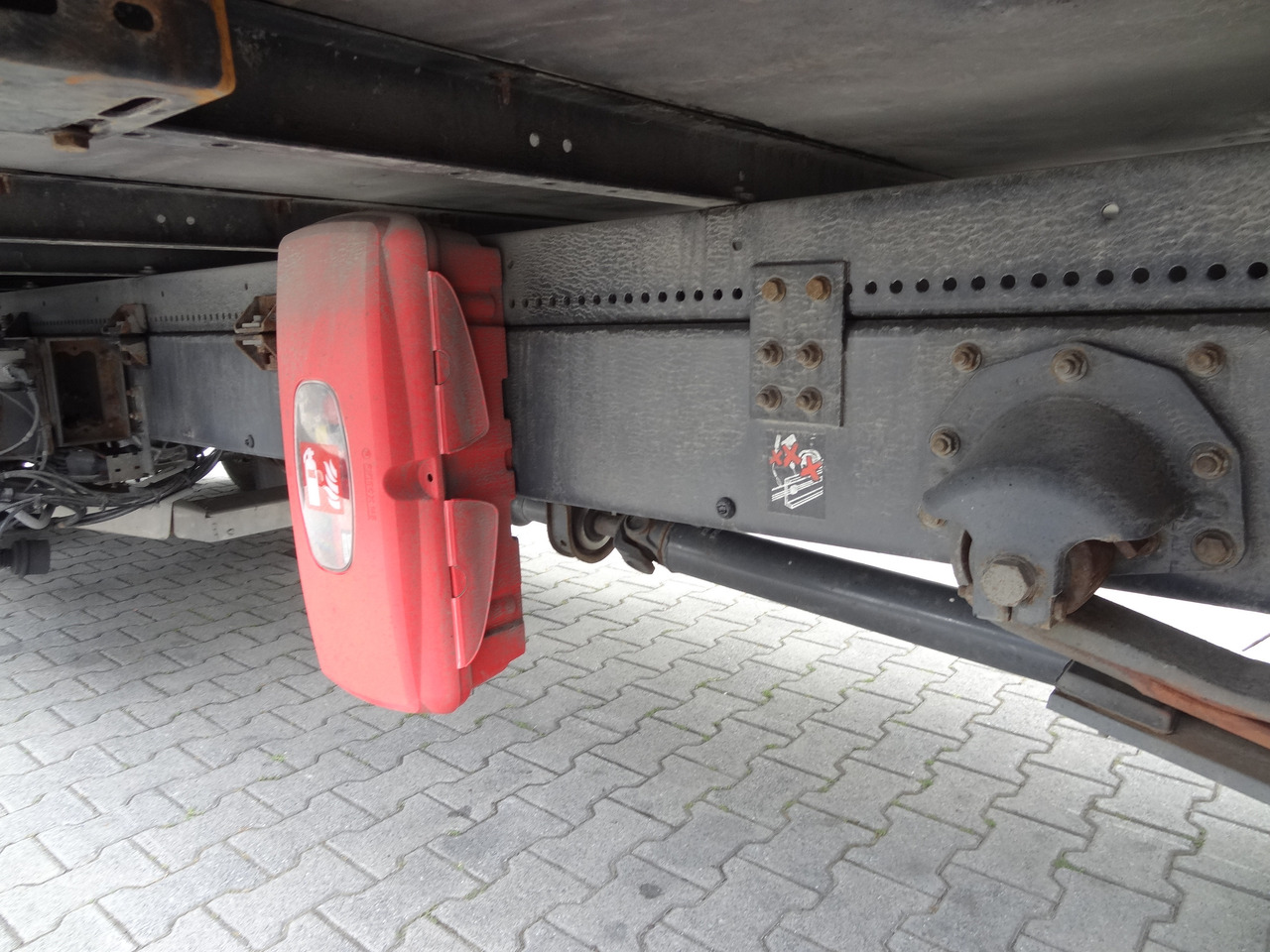 Renault D10.210 7m Koffer - Грузовик с закрытым кузовом: фото 2 Renault D10.210 7m Koffer - Грузовик с закрытым кузовом: фото 2