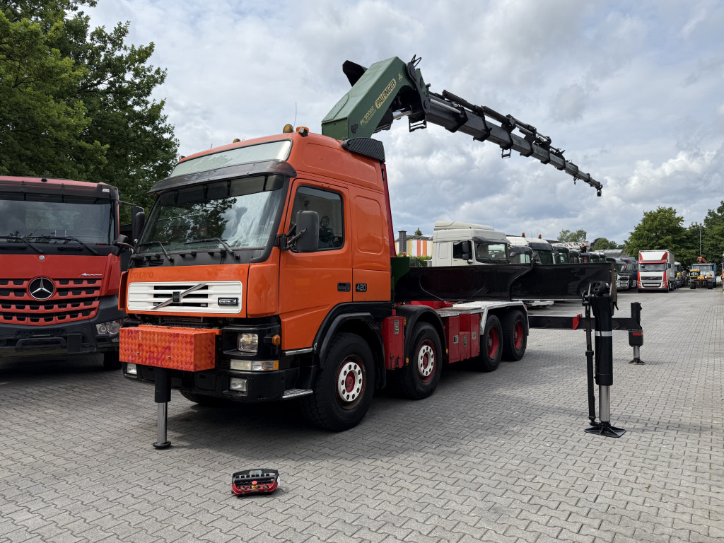 Volvo FM12 420 8X4 Kran Palfinger PK90002 31 Meter - Автоманипулятор: фото 1 Volvo FM12 420 8X4 Kran Palfinger PK90002 31 Meter - Автоманипулятор: фото 1