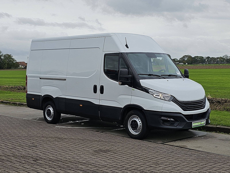 Iveco Daily 35S14 L2H2 3.5T-AHG Euro6! - Цельнометаллический фургон: фото 5 Iveco Daily 35S14 L2H2 3.5T-AHG Euro6! - Цельнометаллический фургон: фото 5