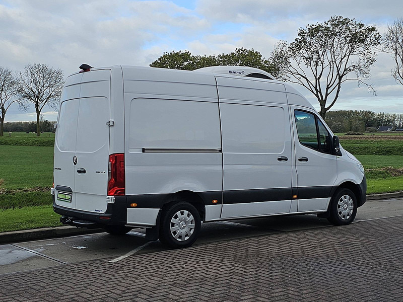 Mercedes-Benz Sprinter 316 L2H2 Koelwagen Mbux - Малотоннажный рефрижератор: фото 3 Mercedes-Benz Sprinter 316 L2H2 Koelwagen Mbux - Малотоннажный рефрижератор: фото 3