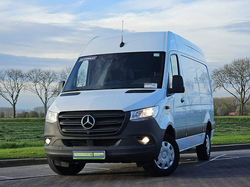 Mercedes-Benz Sprinter 317 L2H2 Mbux Navi Euro6 - Цельнометаллический фургон: фото 1 Mercedes-Benz Sprinter 317 L2H2 Mbux Navi Euro6 - Цельнометаллический фургон: фото 1