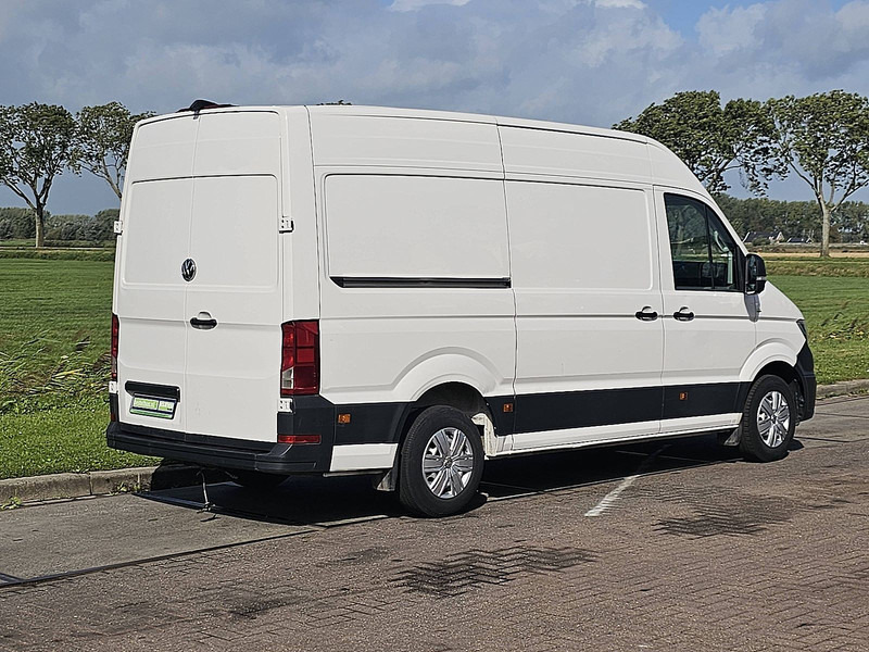 Volkswagen Crafter 2.0 TDI L3H3 - Цельнометаллический фургон: фото 3 Volkswagen Crafter 2.0 TDI L3H3 - Цельнометаллический фургон: фото 3