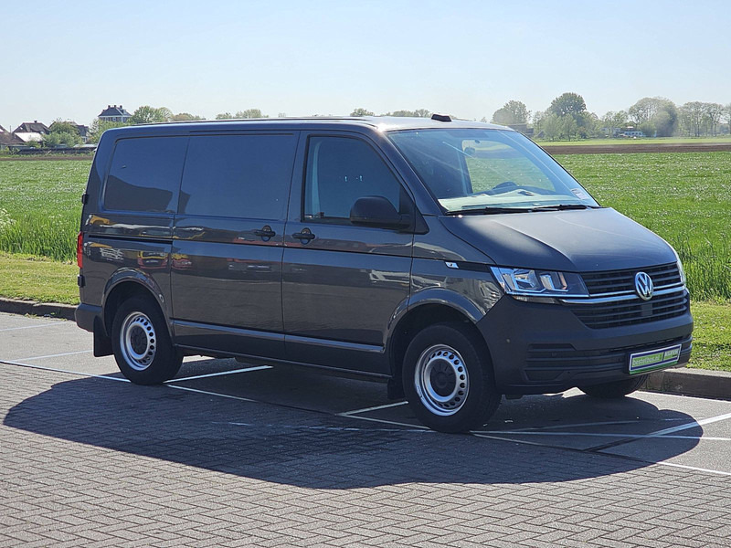 Volkswagen Transporter 2.0 TDI T6.1 L1H1 Navi Euro6 - Легковой фургон: фото 5 Volkswagen Transporter 2.0 TDI T6.1 L1H1 Navi Euro6 - Легковой фургон: фото 5