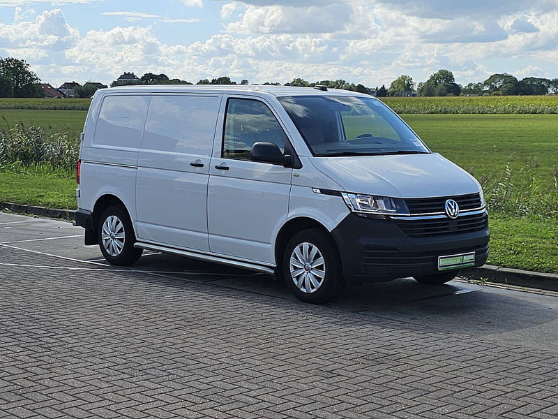 Volkswagen Transporter 2.0 TDI ac carplay EURO6 - Легковой фургон: фото 5 Volkswagen Transporter 2.0 TDI ac carplay EURO6 - Легковой фургон: фото 5