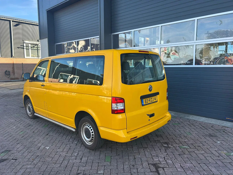 Volkswagen Transporter Kombi - Автобус: фото 2 Volkswagen Transporter Kombi - Автобус: фото 2