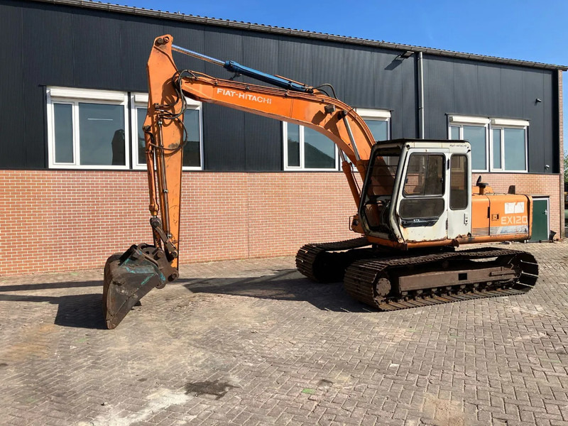 Fiat Hitachi EX120 - Гусеничный экскаватор: фото 1 Fiat Hitachi EX120 - Гусеничный экскаватор: фото 1
