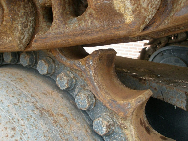 Komatsu PC 600LC-7K - Гусеничный экскаватор: фото 5 Komatsu PC 600LC-7K - Гусеничный экскаватор: фото 5