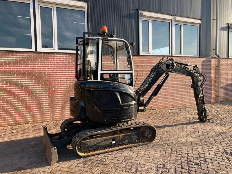 Messersi M28UC - Мини-экскаватор: фото 2 Messersi M28UC - Мини-экскаватор: фото 2