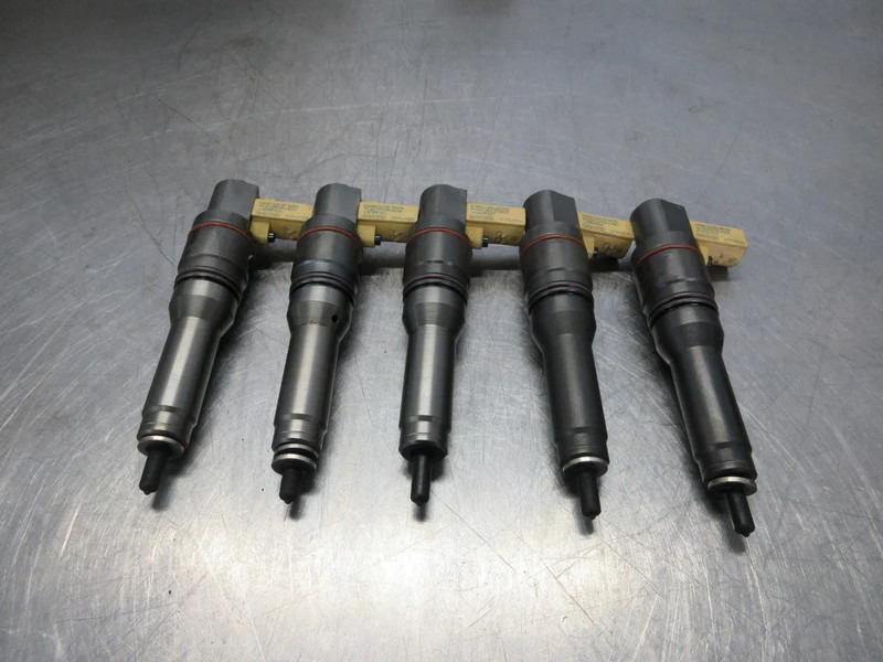 DAF 2005596 INJECTOR DAF MX 13 U2 460 PK EURO 6 5X OPVOORRAAD - Топливный фильтр для Грузовиков: фото 4 DAF 2005596 INJECTOR DAF MX 13 U2 460 PK EURO 6 5X OPVOORRAAD - Топливный фильтр для Грузовиков: фото 4