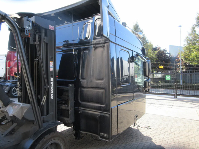 DAF DAF XF 480 CABINE VOOR ONDERDELEN DONOR MODEL 2020 - Кабина и интерьер для Грузовиков: фото 5 DAF DAF XF 480 CABINE VOOR ONDERDELEN DONOR MODEL 2020 - Кабина и интерьер для Грузовиков: фото 5