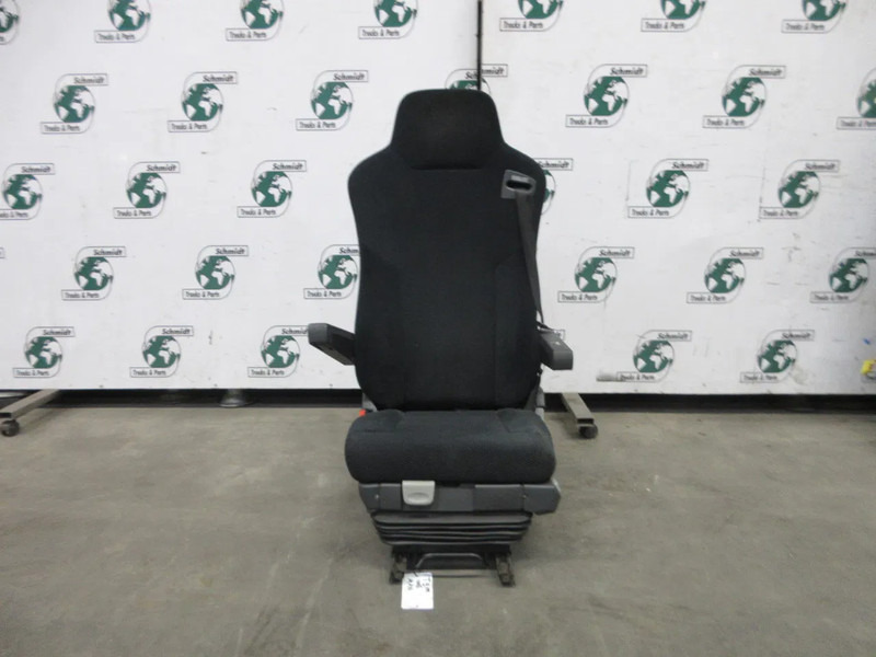 MAN 81.62307-6476 // 81.62307-6326 // STOELEN SET MAN TGM EURO 6 - Сиденье для Грузовиков: фото 2 MAN 81.62307-6476 // 81.62307-6326 // STOELEN SET MAN TGM EURO 6 - Сиденье для Грузовиков: фото 2