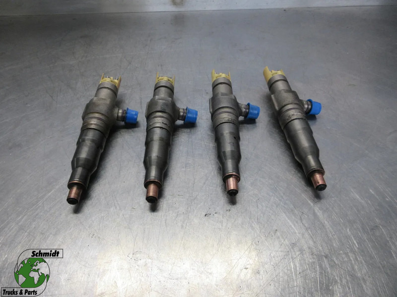 Mercedes-Benz A 936 070 17 87 // A 936 070 21 87 // A 936 178 70 02 INJECTORS DEMO MERCEDES OM 936LA EURO 6 - Топливный фильтр для Грузовиков: фото 1 Mercedes-Benz A 936 070 17 87 // A 936 070 21 87 // A 936 178 70 02 INJECTORS DEMO MERCEDES OM 936LA EURO 6 - Топливный фильтр для Грузовиков: фото 1