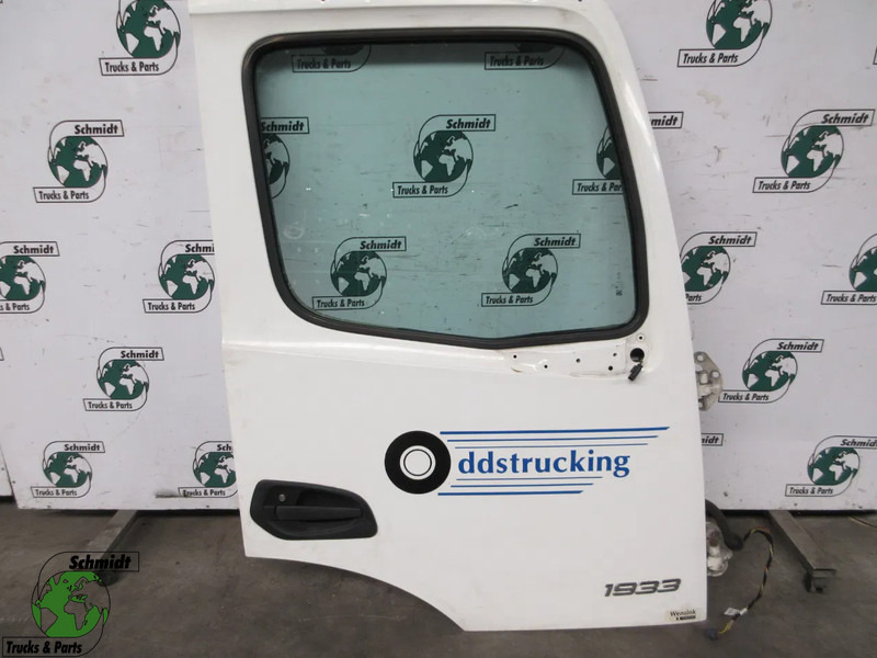 Mercedes-Benz A 960 720 26 03 DEUR MERCEDES MP4 RECHTS MODEL 2018 - Дверь и запчасти для Грузовиков: фото 1 Mercedes-Benz A 960 720 26 03 DEUR MERCEDES MP4 RECHTS MODEL 2018 - Дверь и запчасти для Грузовиков: фото 1