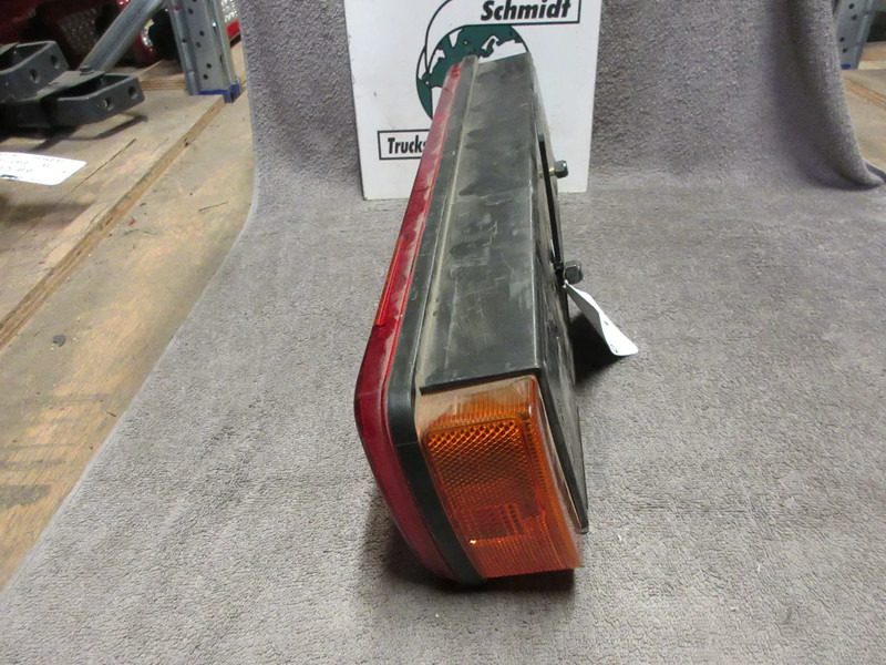 Scania 1545607 SCANIA R 420 EURO 5 RECHTS - Задний фонарь для Грузовиков: фото 4 Scania 1545607 SCANIA R 420 EURO 5 RECHTS - Задний фонарь для Грузовиков: фото 4