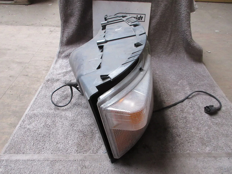 Scania 1732510 // 1467003 SCANIA R 420 KOPLAMP RECHTS EURO 5 - Передняя фара для Грузовиков: фото 2 Scania 1732510 // 1467003 SCANIA R 420 KOPLAMP RECHTS EURO 5 - Передняя фара для Грузовиков: фото 2